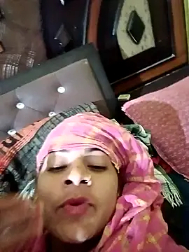 Snapshot of Janki_cute chatting on 12/05/25, 02:48 Janki cute online show from 12/05/25, 02:48