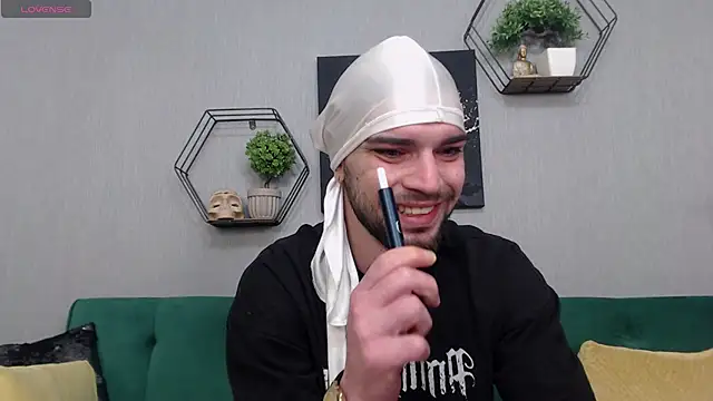 KaneHunter online show from 04/12/26, 09:51