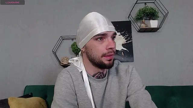 KaneHunter online show from 04/10/26, 05:09