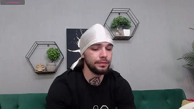 KaneHunter online show from 04/14/26, 03:50