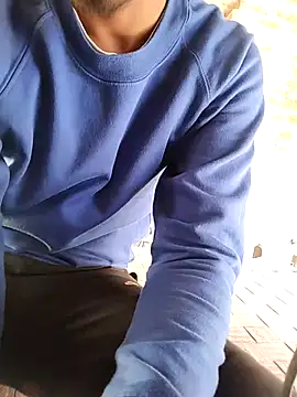 Snapshot of male_hub chatting on 11/27/25, 08:48 male hub online show from 11/27/25, 08:48