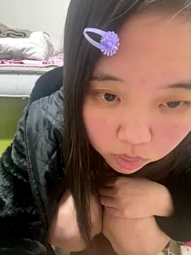 Snapshot of japan_ami chatting on 12/14/25, 09:48 japan ami online show from 12/14/25, 09:48