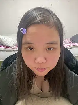 Snapshot of japan_ami chatting on 12/19/25, 09:11 japan ami online show from 12/19/25, 09:11