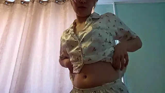 LunariaNicole online show from 03/25/26, 09:08