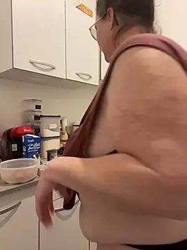 bea french curvy online show from 03/12/26, 08:57