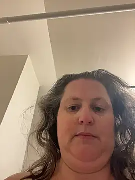 bea french curvy online show from 05/27/26, 07:54