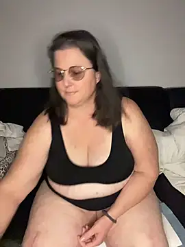 bea french curvy online show from 03/05/26, 10:48