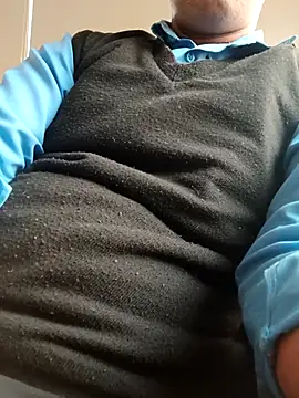 achut32 online show from 11/26/25, 11:21