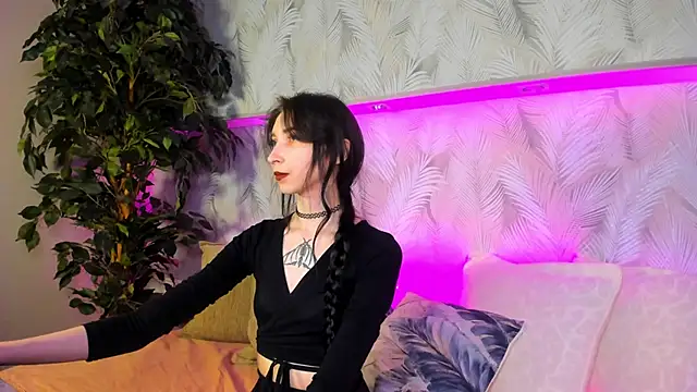 Ellen Hops online show from 03/21/26, 08:04