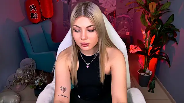 HyileyClark online show from 03/02/26, 03:30