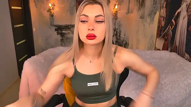 HyileyClark online show from 02/07/26, 09:17