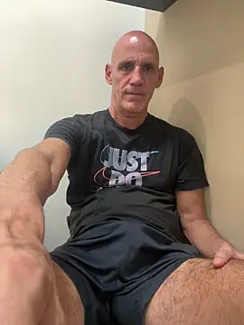 Elosoo online show from 03/12/26, 10:47