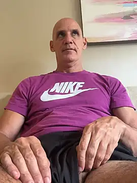 Elosoo online show from 03/25/26, 02:16