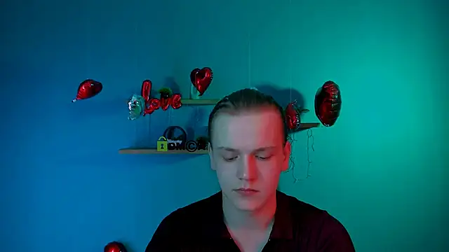 leo void online show from 02/15/26, 07:57