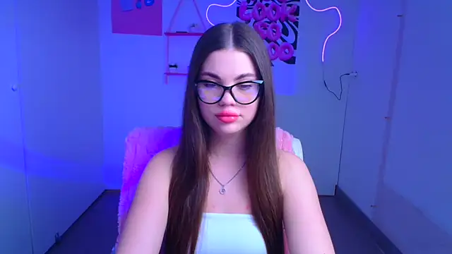 Violetta Brilliant online show from 01/12/26, 12:23