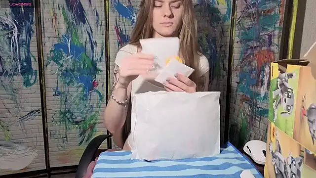 Adell Love online show from 05/08/26, 03:16