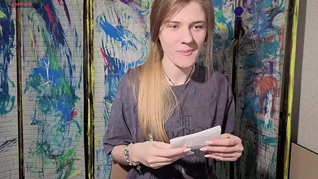 Adell Love online show from 04/21/26, 02:56