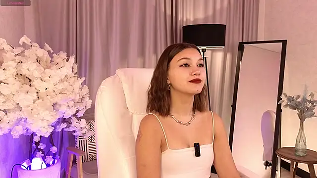 SiaVarela online show from 11/29/25, 11:10