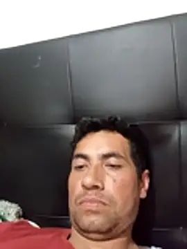 Snapshot of zeusdiosd chatting on 12/16/25, 11:31 zeusdiosd online show from 12/16/25, 11:31