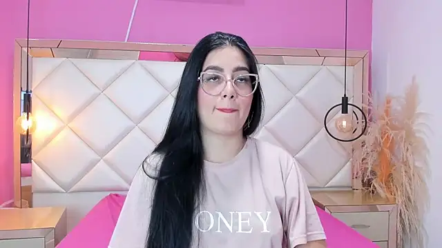 GabyJhons online show from 12/15/25, 02:56