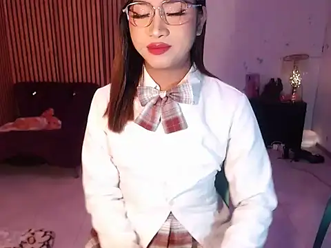 Sweet kendall xxx online show from 04/20/26, 01:35