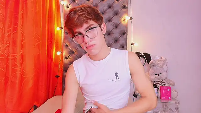 Snapshot of Jacobelord chatting on 02/13/26, 01:33 Jacobelord online show from 02/13/26, 01:33