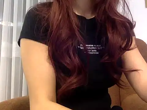 Snapshot of valoriaaaa chatting on 11/30/25, 08:09 valoriaaaa online show from 11/30/25, 08:09