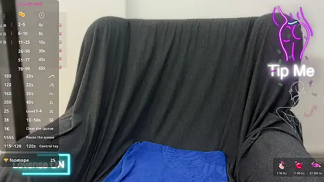 valoriaaaa online show from 12/15/25, 10:48