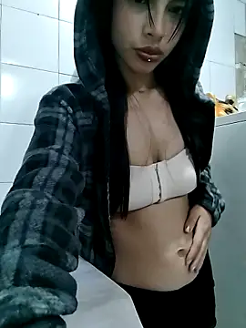 Amarantaa swet online show from 12/18/25, 05:23