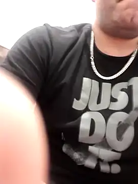 mrmav6969 online show from 12/04/25, 09:52