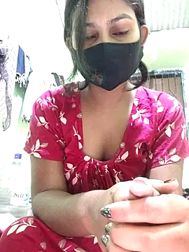 Hot-Bidhika online show from 12/17/25, 04:34