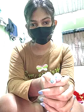 Hot-Bidhika online show from 12/18/25, 04:22