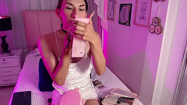 IsabelleDaza online show from 04/17/26, 12:19