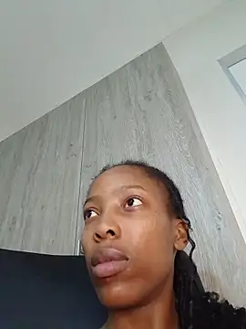 MsParisSmith online show from 03/22/26, 11:01