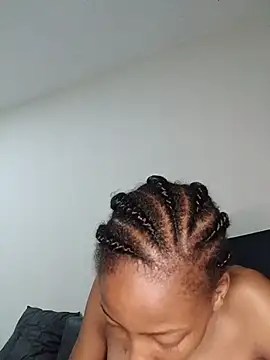 MsParisSmith online show from 02/11/26, 05:57