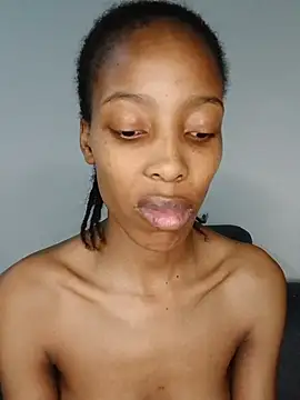 MsParisSmith online show from 12/05/25, 08:02