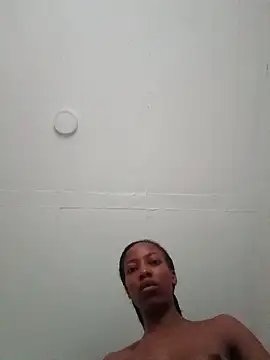 MsParisSmith online show from 02/18/26, 05:27