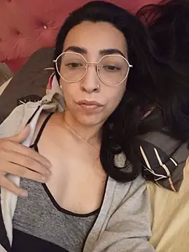 Yani-14 online show from 05/17/26, 04:12