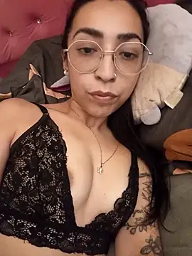 Yani-14 online show from 04/30/26, 11:09