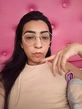 Yani-14 online show from 11/28/25, 02:06