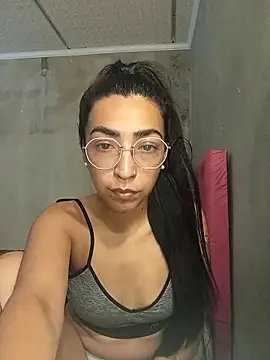 Yani-14 online show from 12/04/25, 05:56