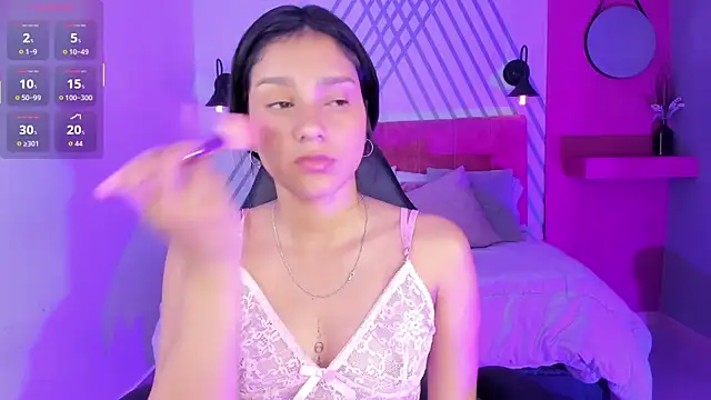 Kari Kaory online show from 04/05/26, 12:56