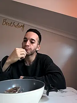 Snapshot of hazarcannn chatting on 02/26/26, 08:03 hazarcannn online show from 02/26/26, 08:03