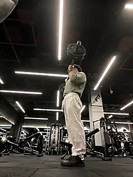 Snapshot of hazarcannn chatting on 03/01/26, 10:15 hazarcannn online show from 03/01/26, 10:15