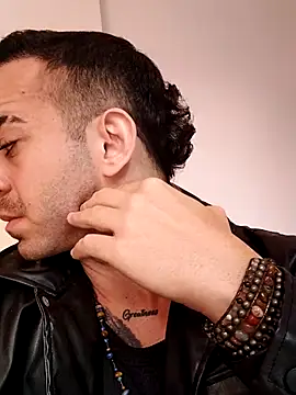 hazarcannn online show from 11/30/25, 10:16