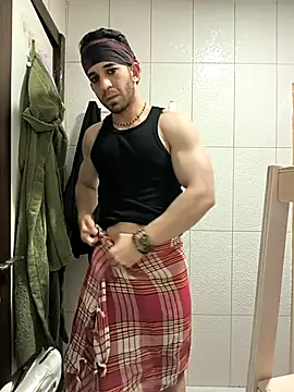 Snapshot of hazarcannn chatting on 02/17/26, 03:53 hazarcannn online show from 02/17/26, 03:53