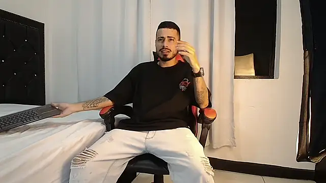 MatthewCullen online show from 03/19/26, 01:44