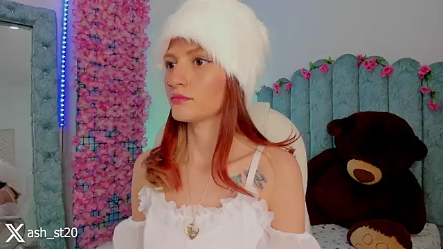 Ash 20  online show from 12/20/25, 02:42