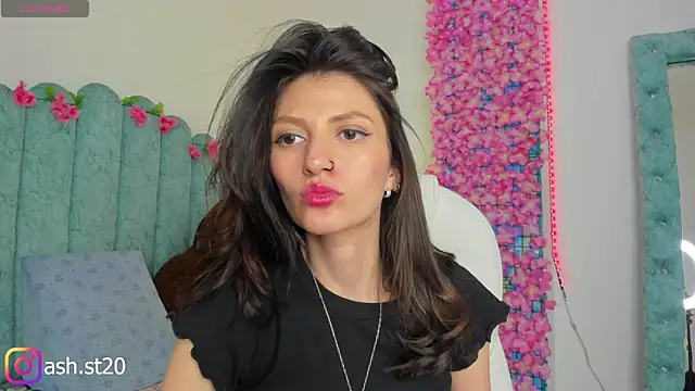 Ash 20  online show from 04/13/26, 07:51