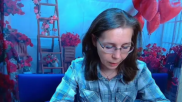 Snapshot of DaisyEdit chatting on 05/09/26, 05:22 DaisyEdit online show from 05/09/26, 05:22